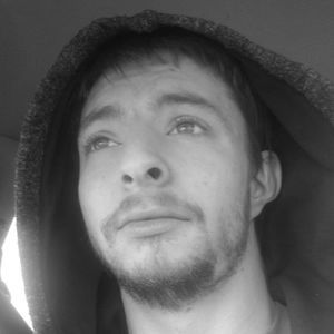 Meet your Posher, Simon